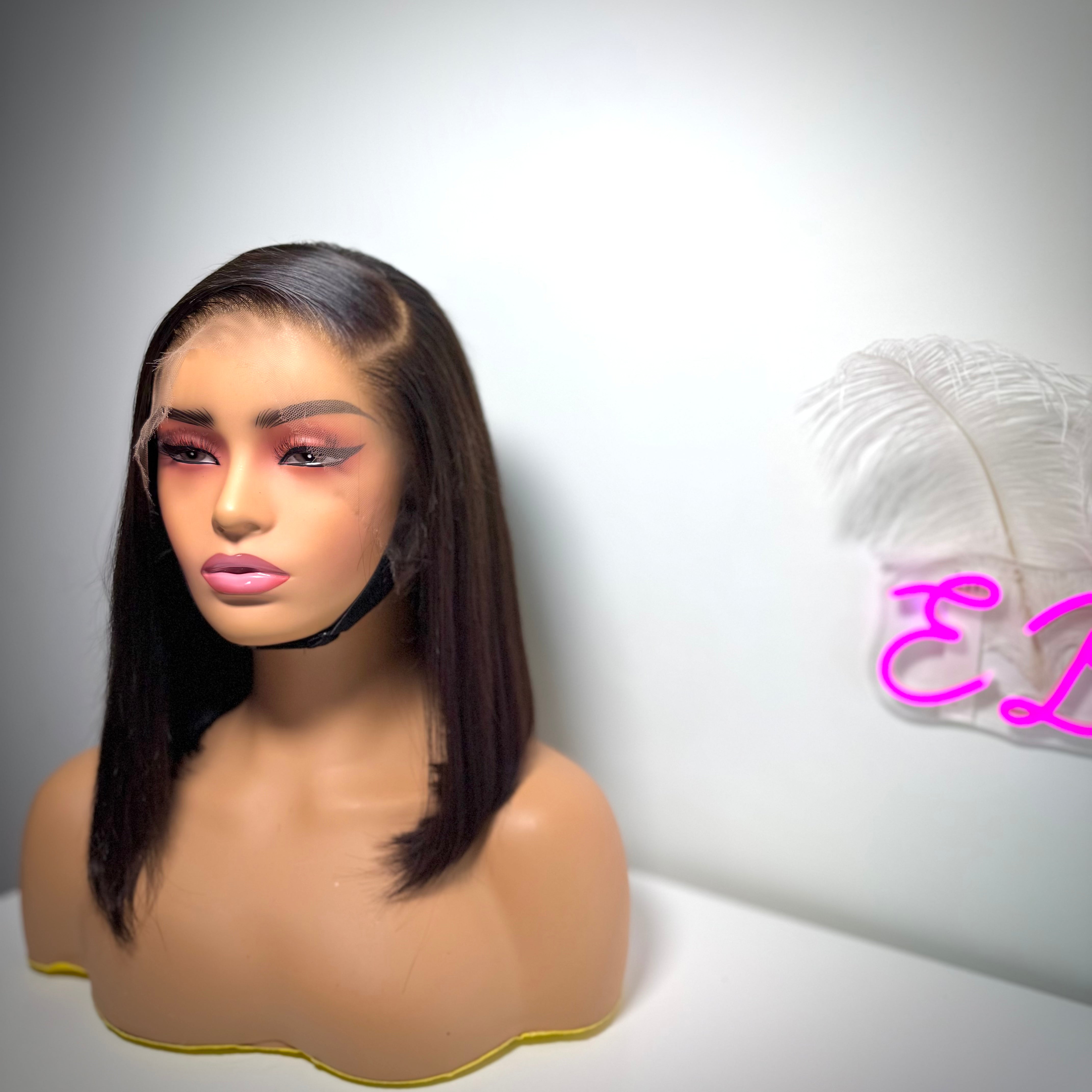 Glueless HD lace bob wig, 100% human hair. Ready to wear. Ships to UK, Ireland.