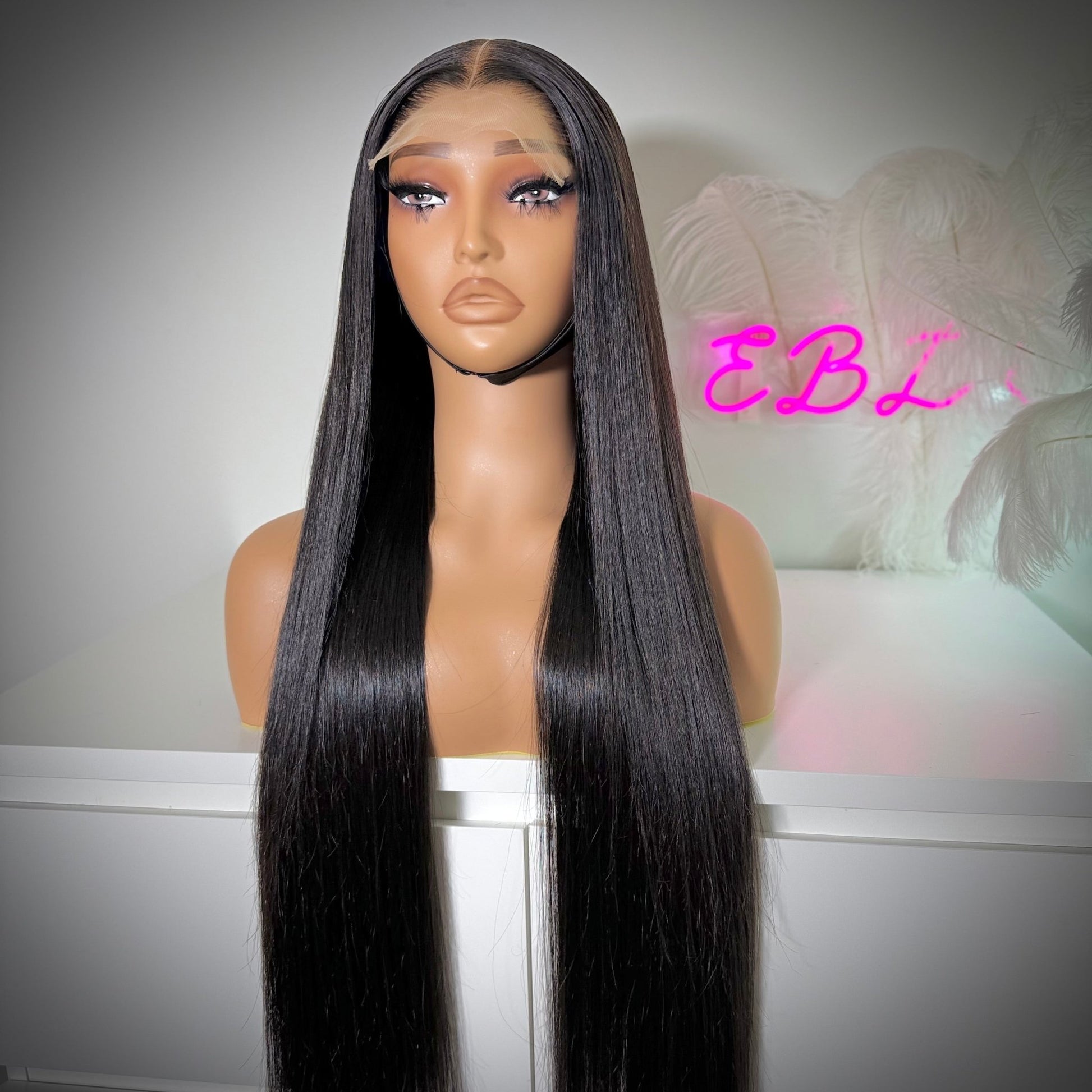 Glueless raw Vietnamese straight HD lace wig, 100% human hair. Ships to UK, Ireland.