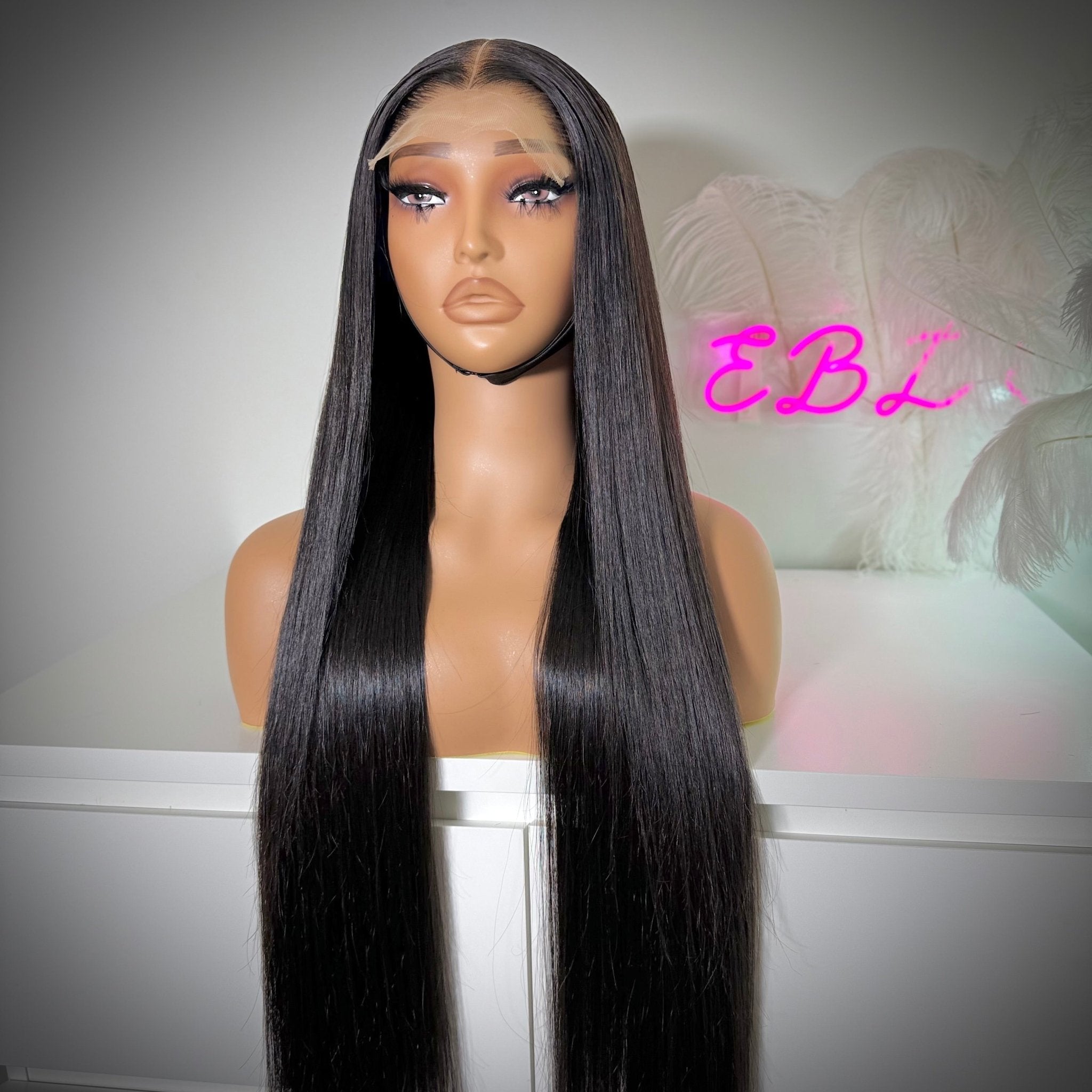 Glueless raw Vietnamese straight HD lace wig, 100% human hair. Ships to UK, Ireland.