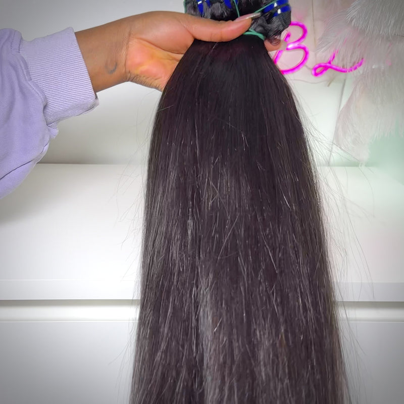 Raw Vietnamese straight hair bundle – ethically sourced, single-donor human hair, full from weft to tip, ready for sew-ins or wig making